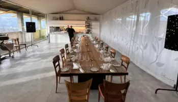 Lunch: Frühling über den Reben im «à table - das eventlokal» im Weingut Gantenbein