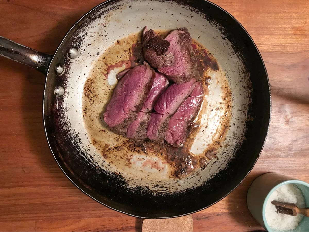 Wein zu Wild Gerichten.